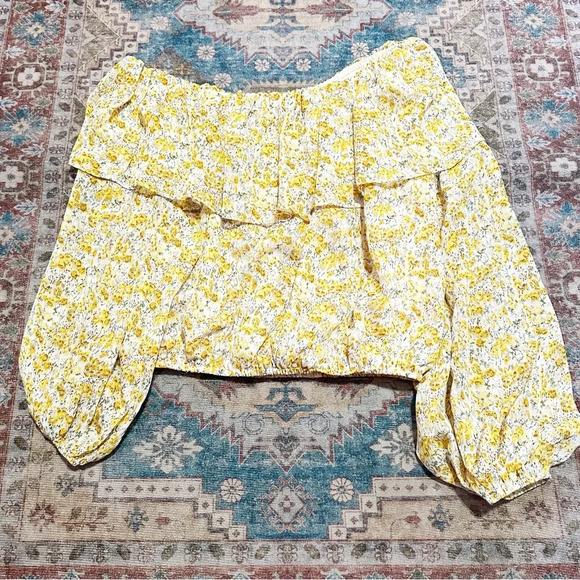NWT ASTR THE LABEL Ruffle One Shoulder Top Blouse Small Yellow Floral Print - Picture 5 of 12
